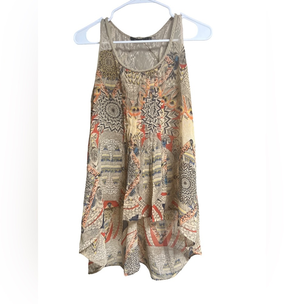DOE & RAE Flowy Boho Feather Print Top with Rope and lace detailing EUC …